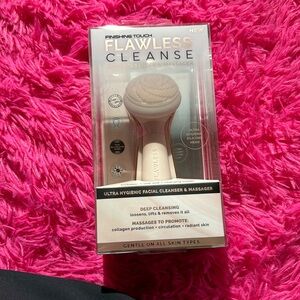 FLAWLESS Cleanser Facial Cleansing Brush - Pink 4672